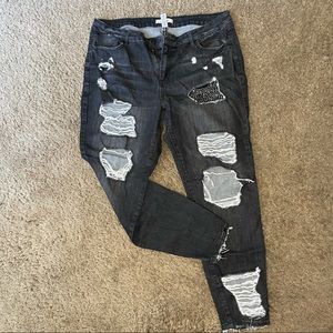 Refuge Washed out Black Ripped Jeans